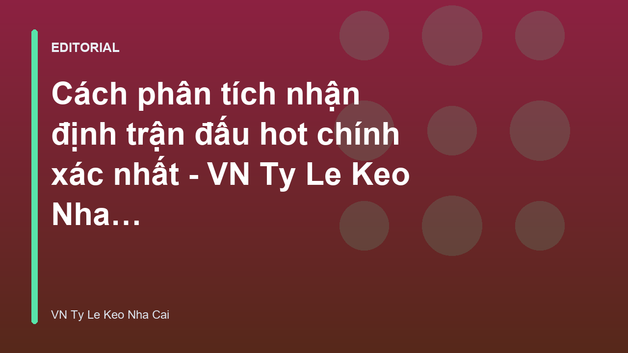 Chuyên gia đang phân tích dữ liệu trận đấu bóng đá