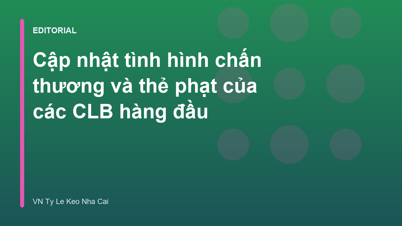 Cầu thủ bóng đá đang được chăm sóc y tế trên sân cỏ